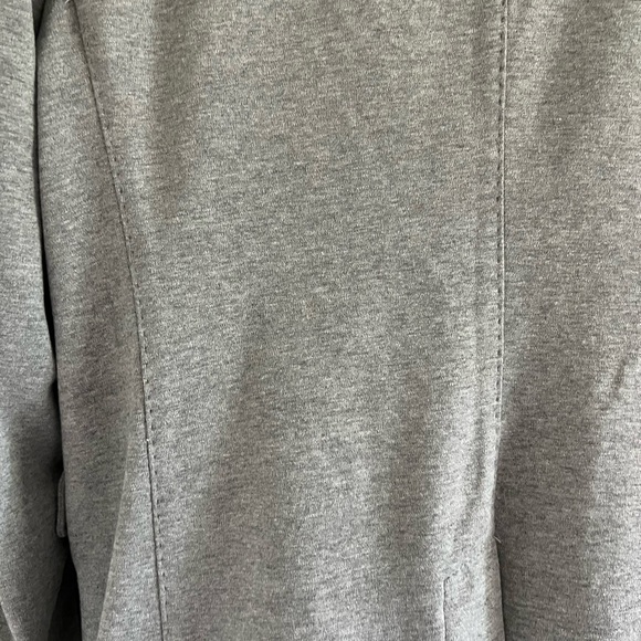 Saks Fifth Avenue Trim Fit Light Grey Two Button Blazer  Size: XL MSRP: $275 - Picture 6 of 9